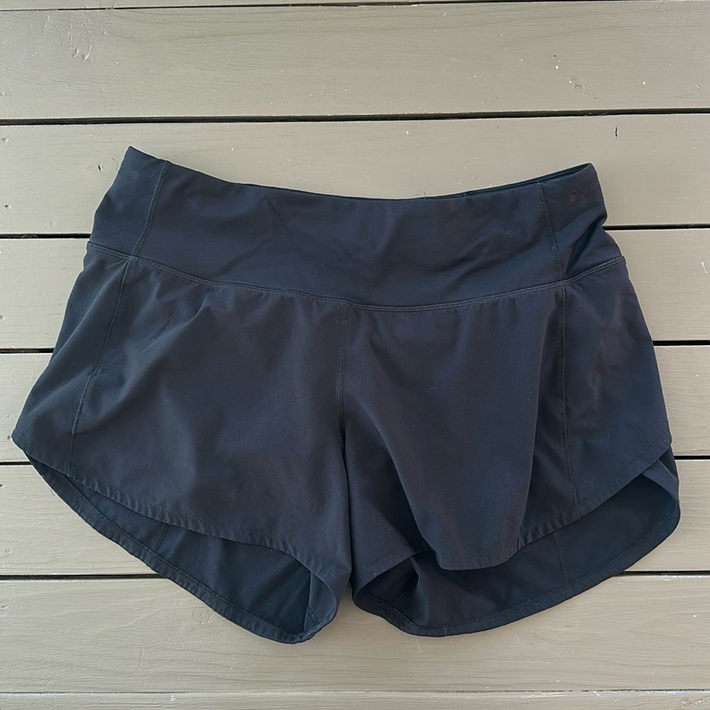 Lulu lemon speed up short